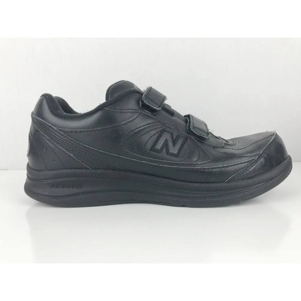 New Balance model 577